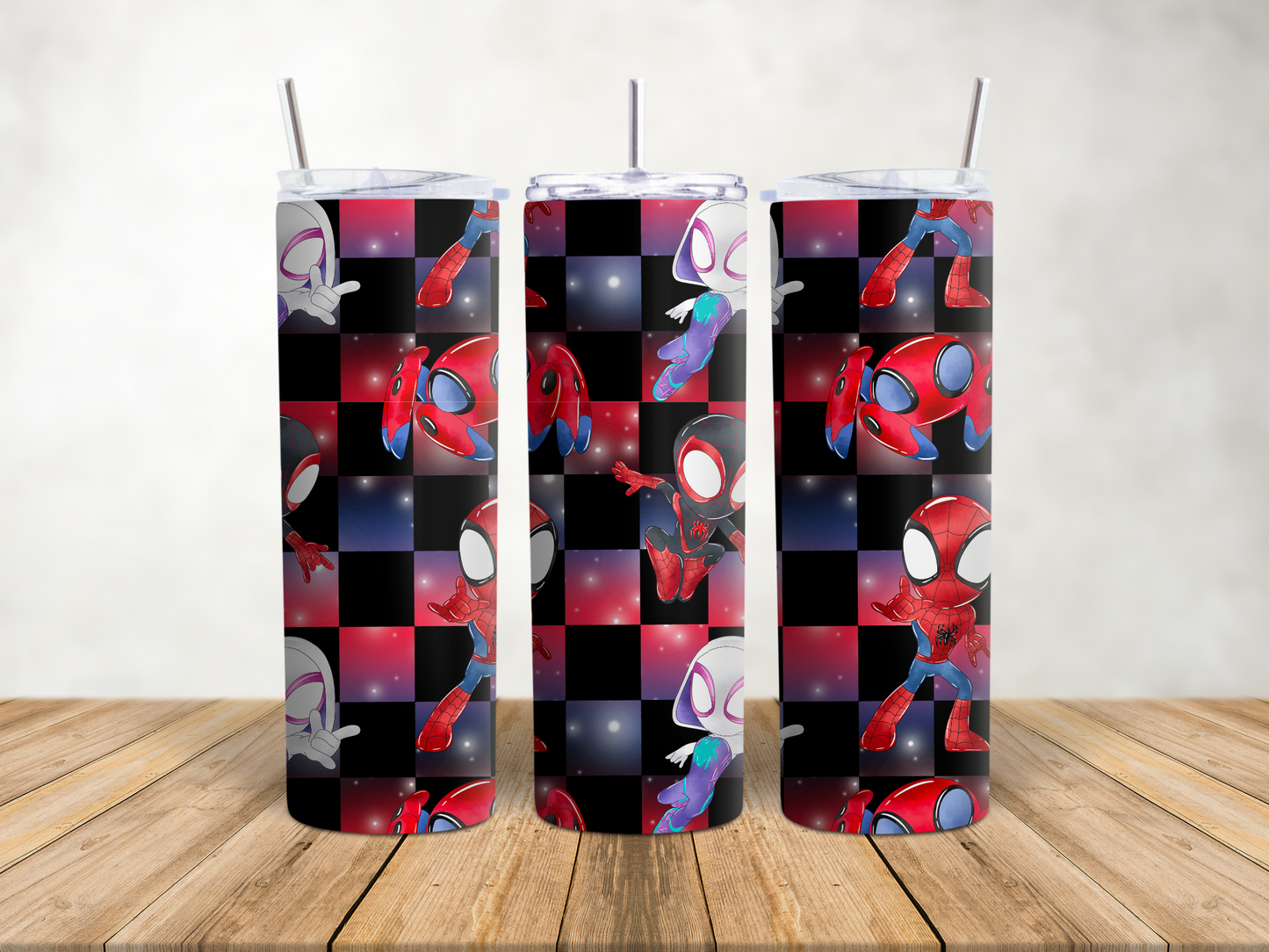 Premium Character Design Tumbler - Superhero & Gaming Inspired Drink Companion 🥤⭐